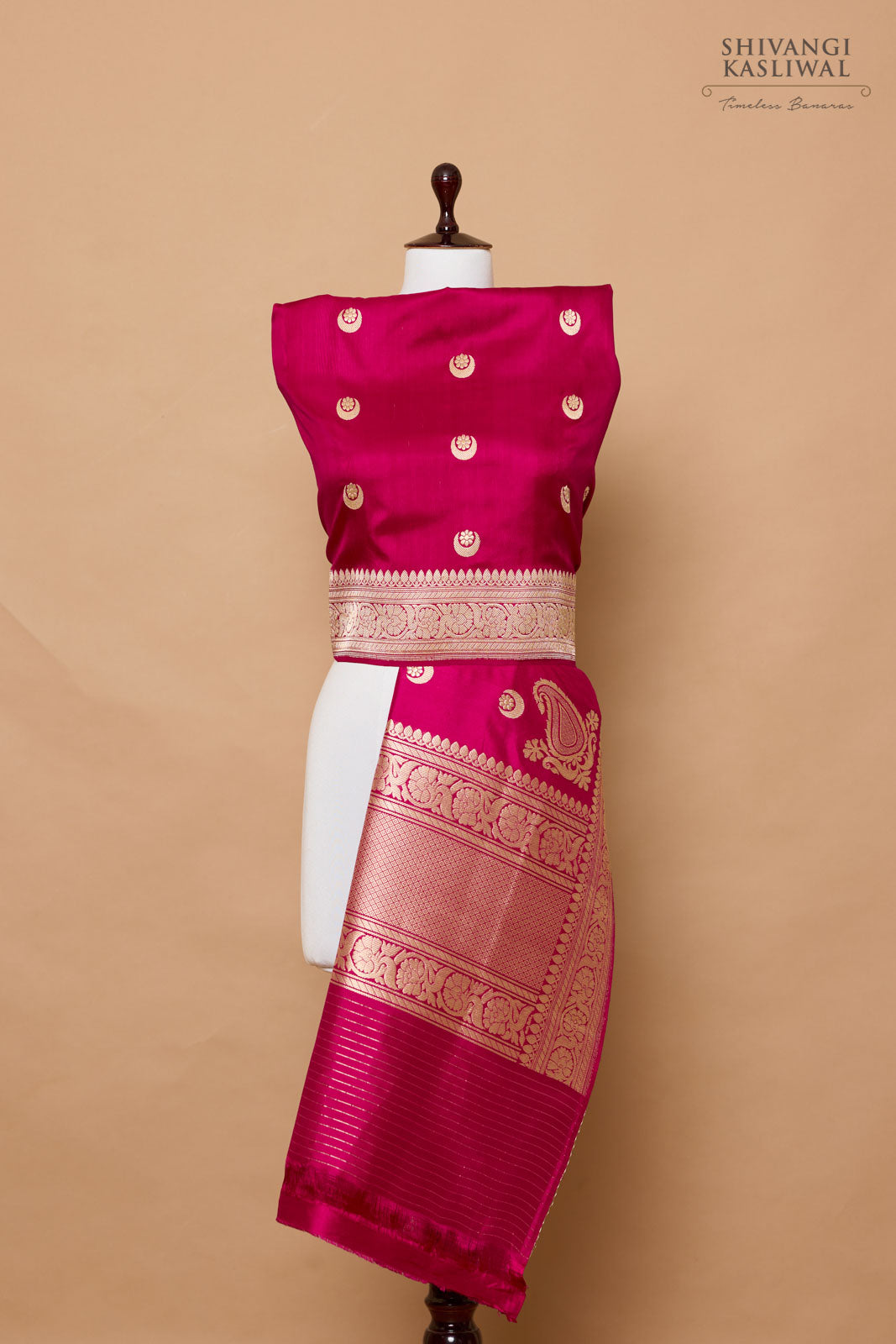 Fuchsia Pink Handwoven Banarasi Kadhua Silk Dupatta