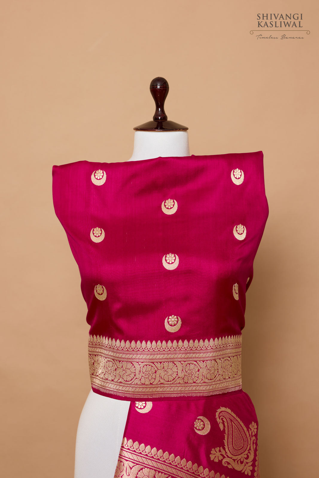 Fuchsia Pink Handwoven Banarasi Kadhua Silk Dupatta