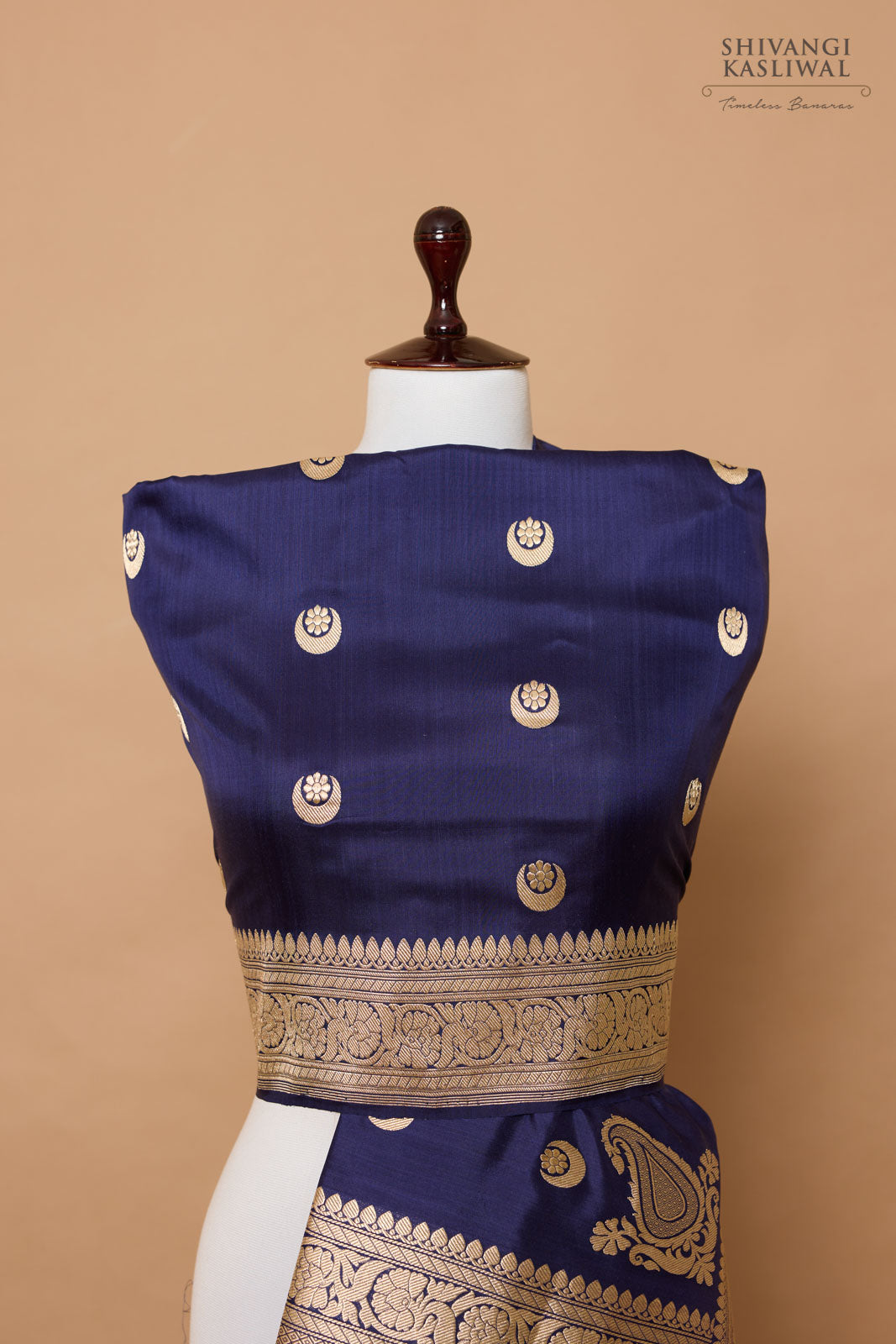 Navy Blue Handwoven Banarasi Kadhua Silk Dupatta