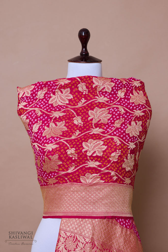 Pink Handwoven Banarasi Georgette Bandhani Dupatta