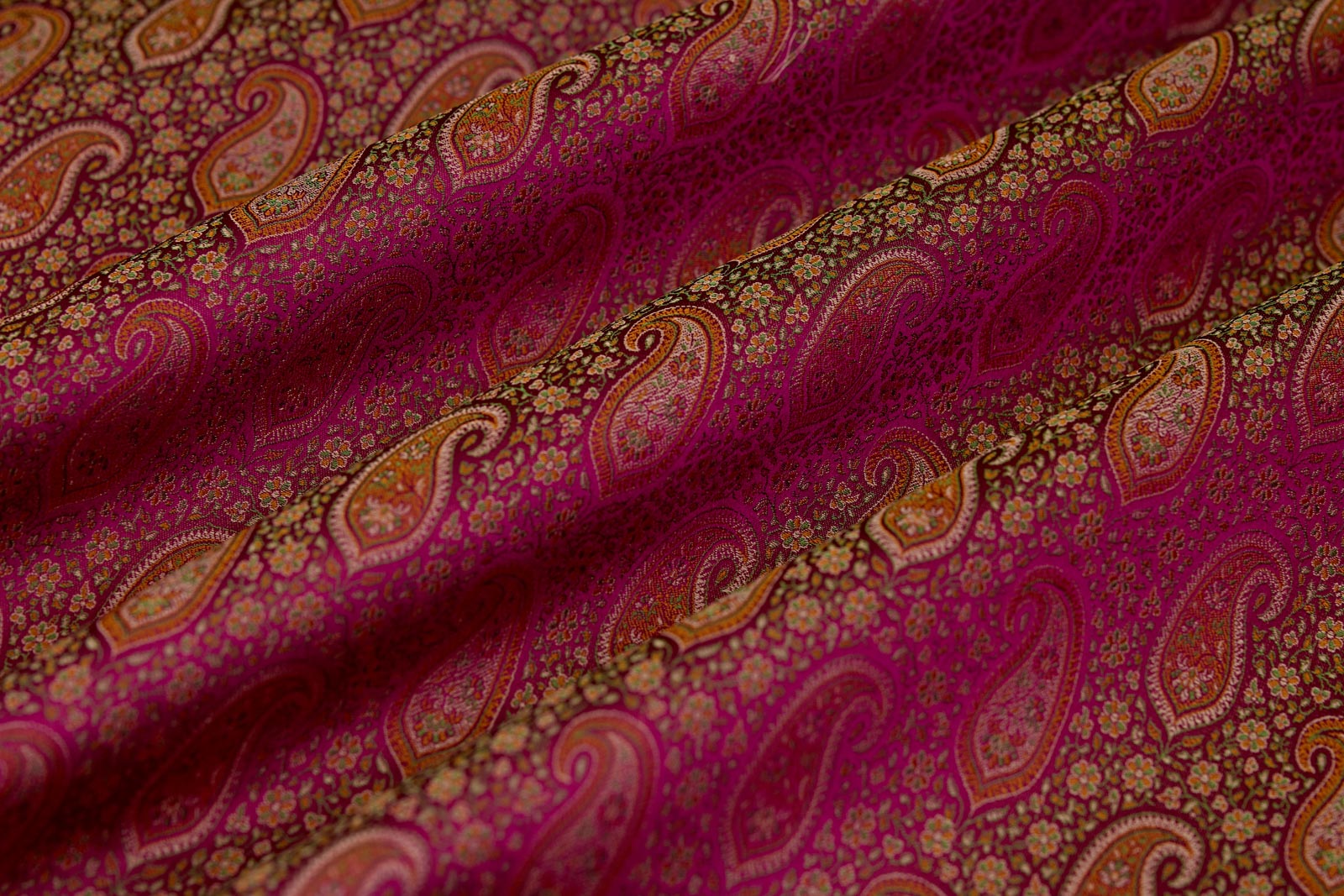 Magenta Pink Handwoven Tanchoi Silk Fabric