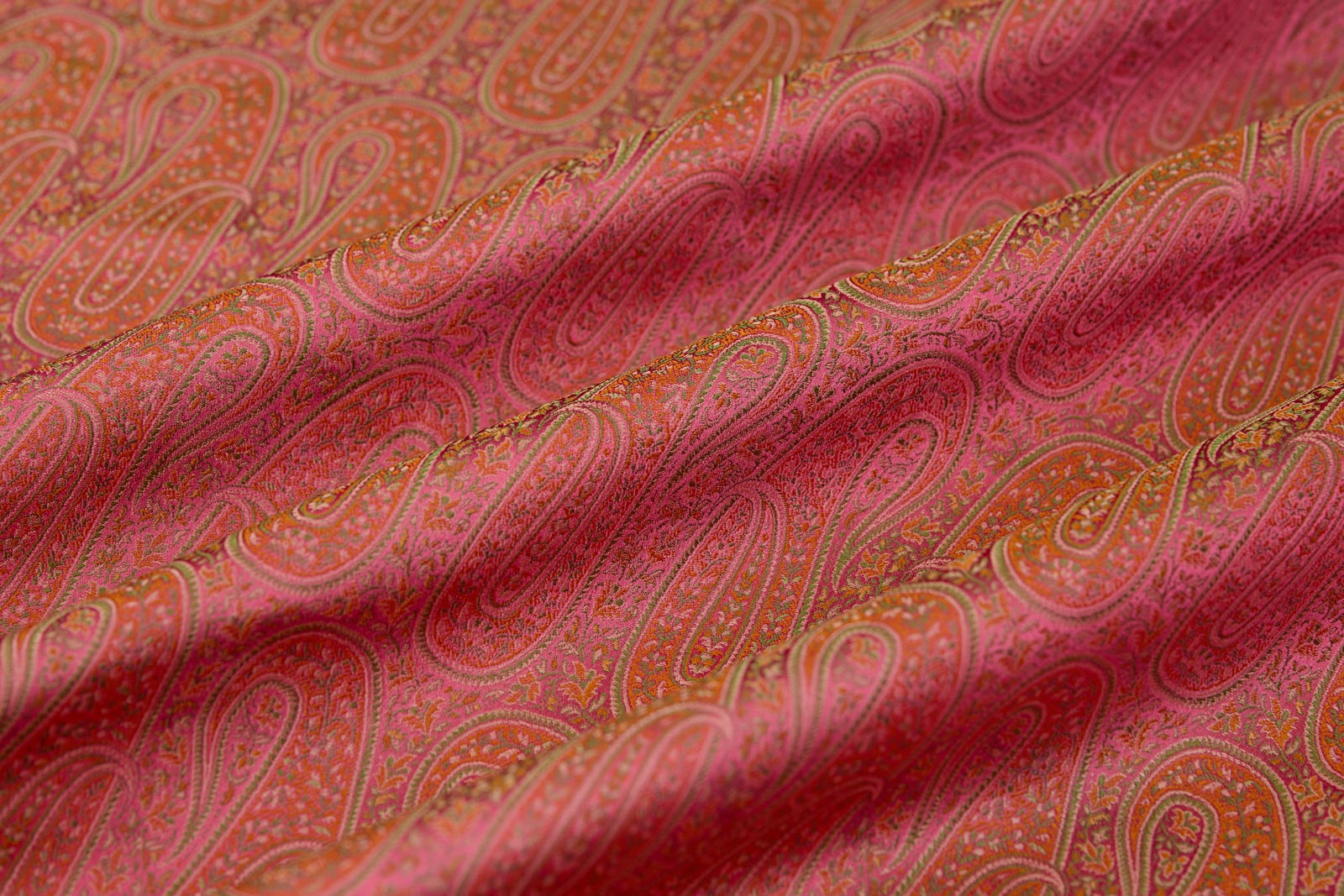 Pink Handwoven Tanchoi Silk Fabric