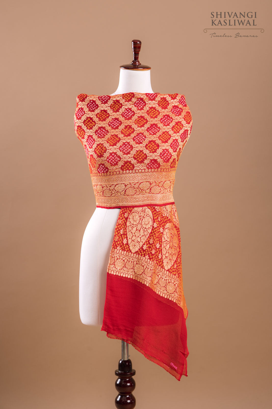 Red Handwoven Banarasi Georgette Bandhani Dupatta