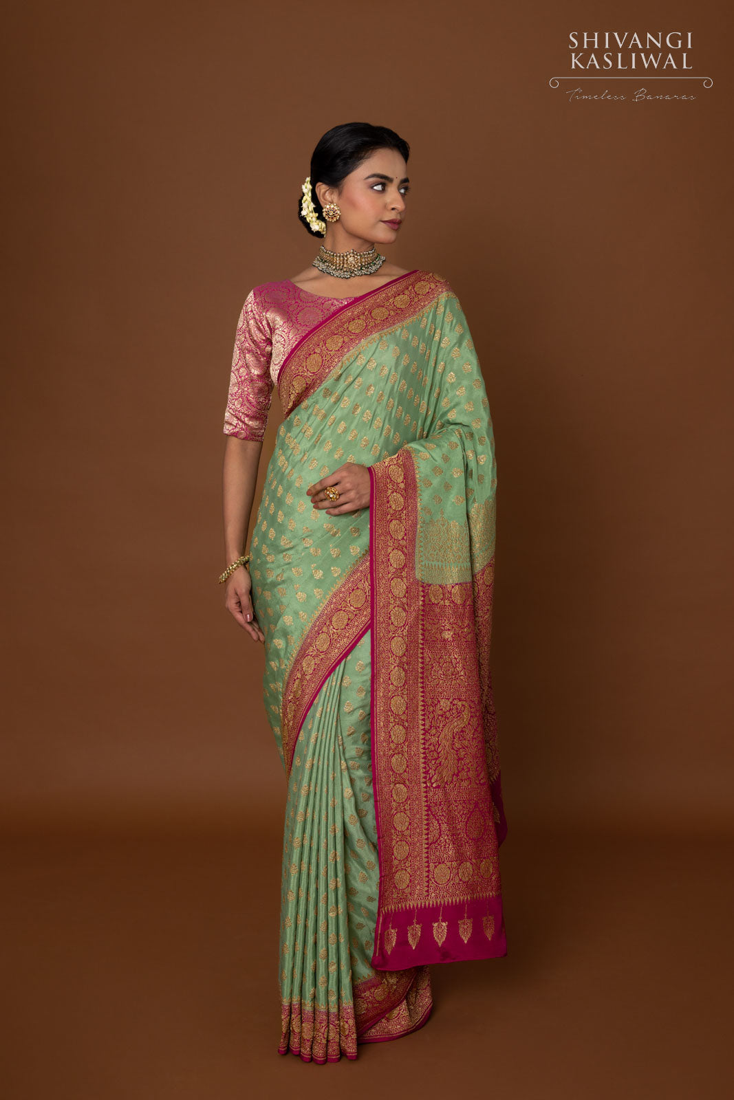 Green Handwoven Banarasi Crepe Silk Saree
