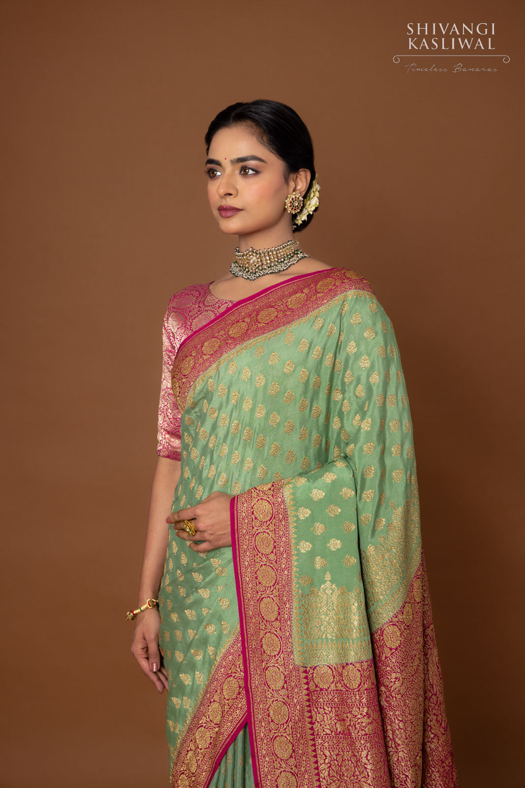 Green Handwoven Banarasi Crepe Silk Saree