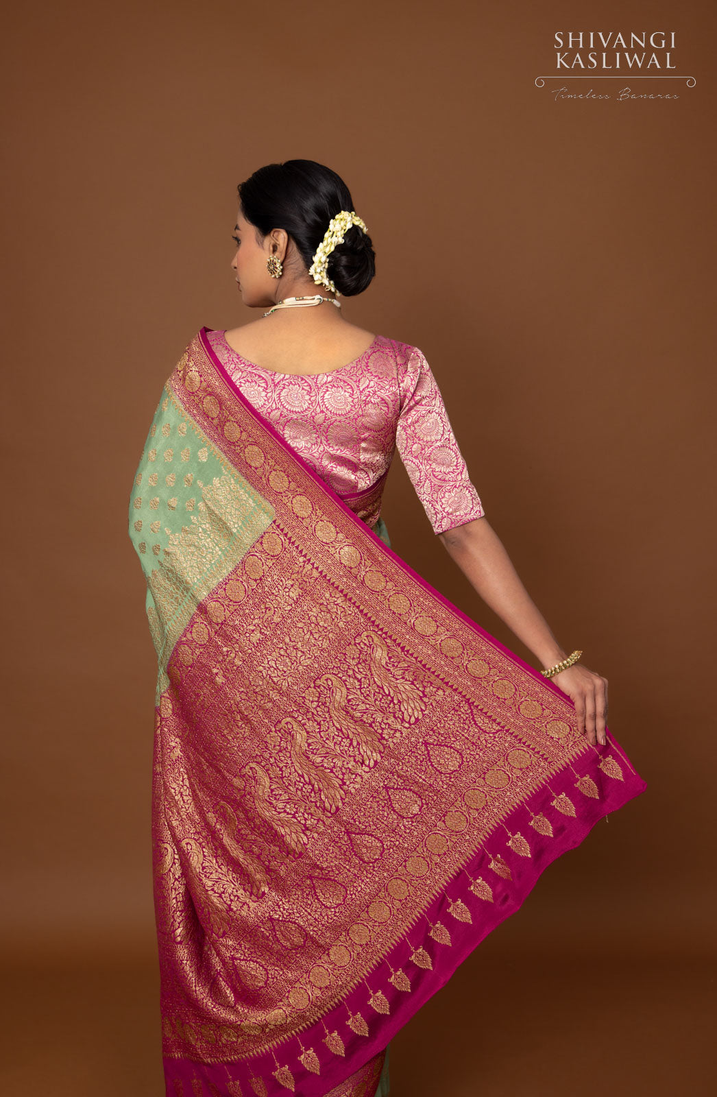 Green Handwoven Banarasi Crepe Silk Saree