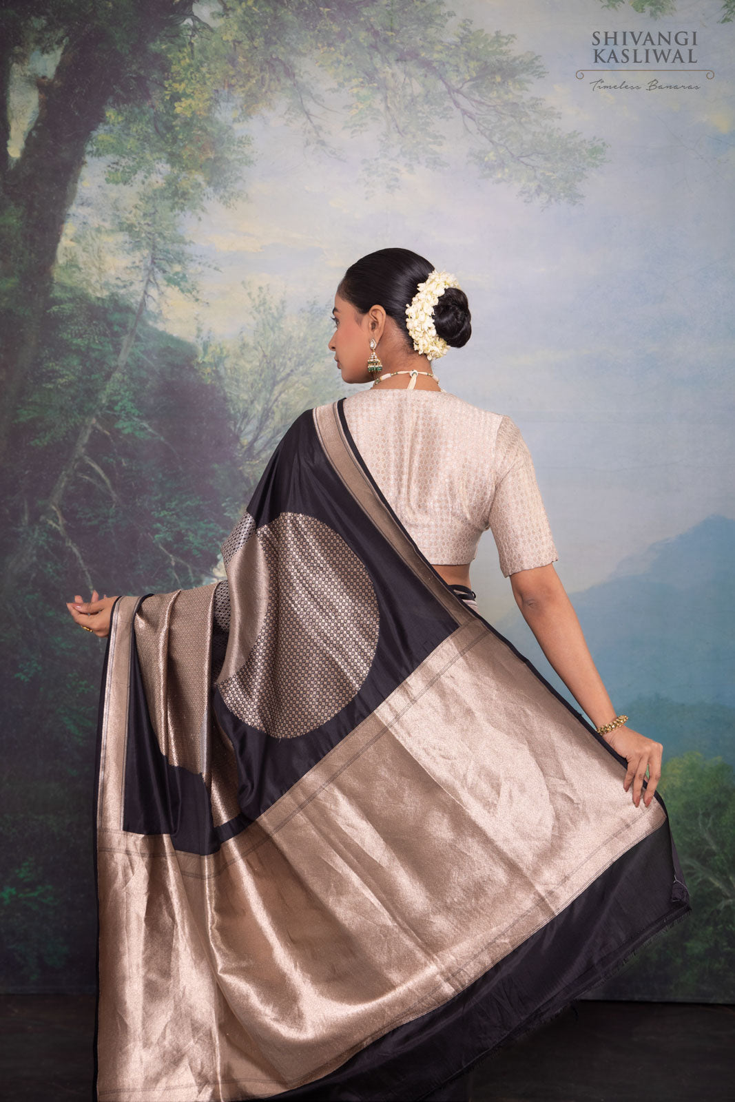 Black Handwoven Banarasi Silk Saree