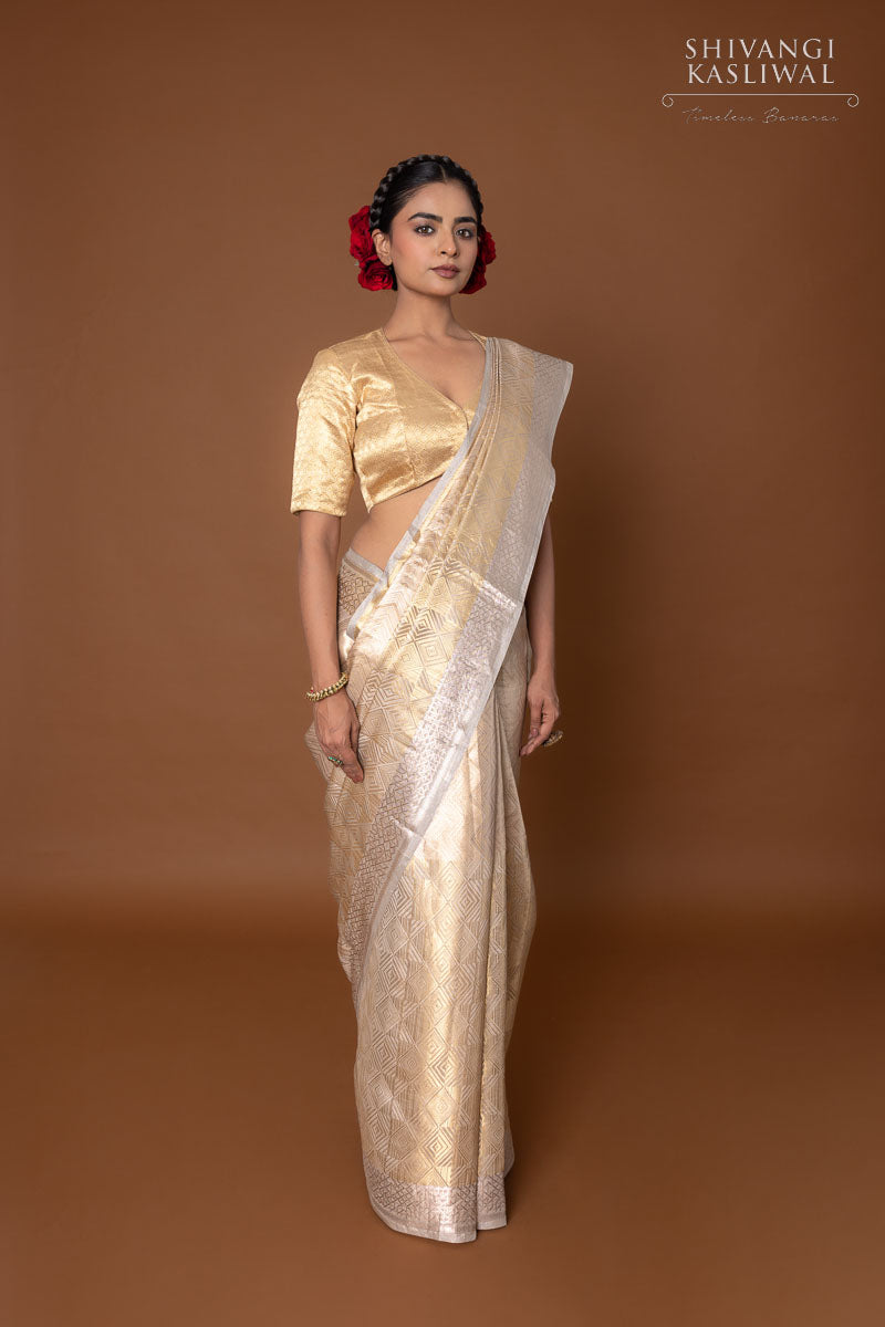 Off-White Handwoven Banarasi Silk Saree