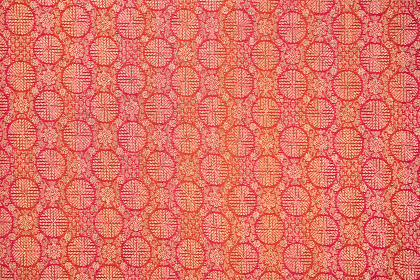 Red Pink Handwoven Banarasi Brocade Fabric