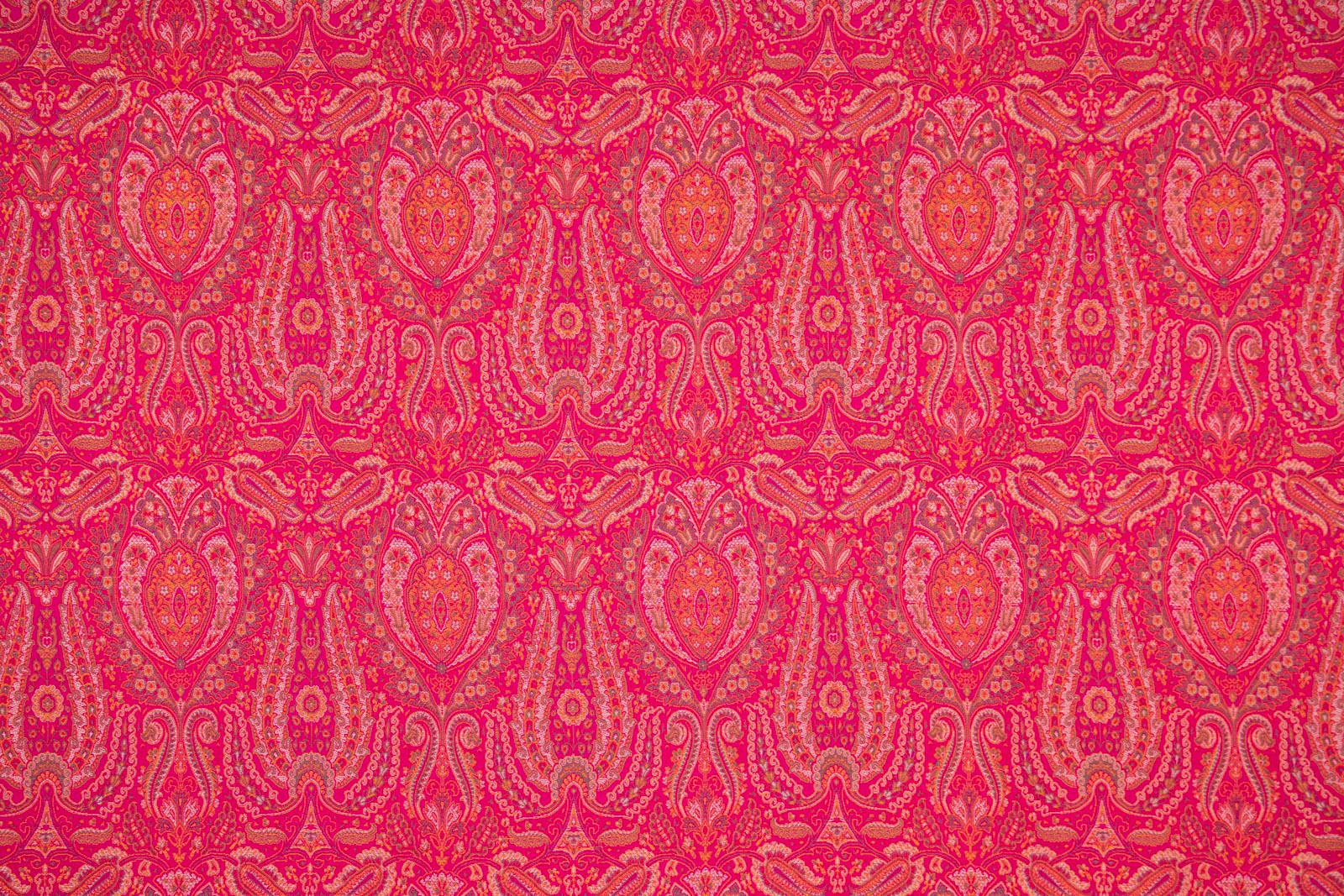 Fuchsia Pink Handwoven Banarasi Tanchoi Silk Fabric