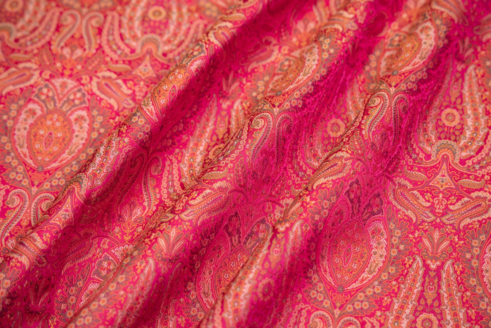 Fuchsia Pink Handwoven Banarasi Tanchoi Silk Fabric