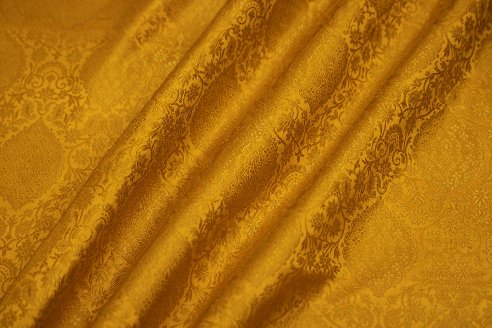 Yellow Handwoven Banarasi Tanchoi Silk Fabric