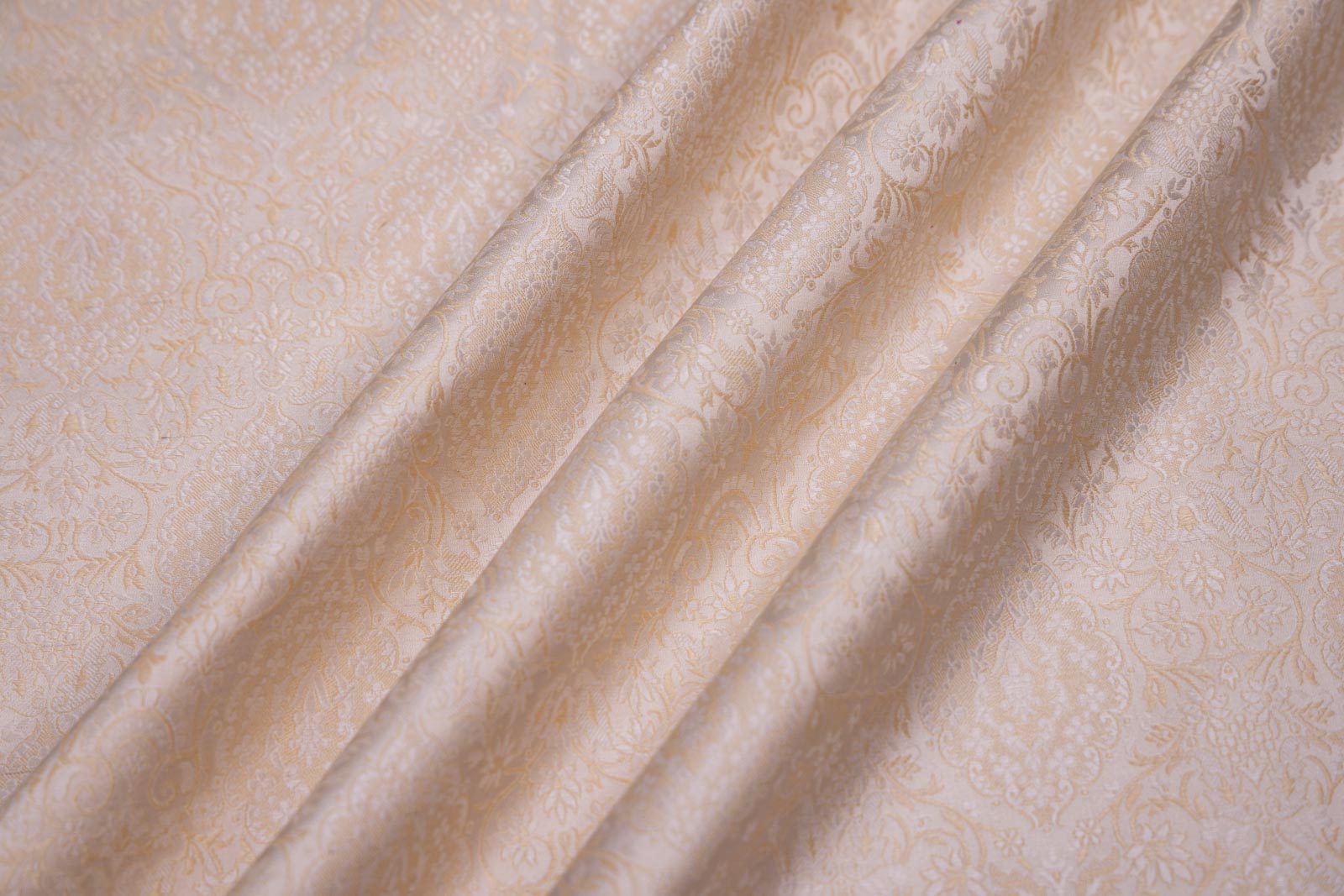 Ivory Handwoven Banarasi Tanchoi Silk Fabric