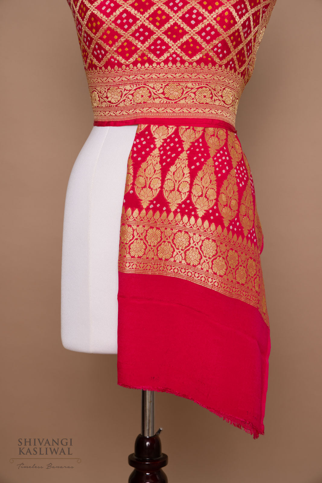 Pink Handwoven Banarasi Georgette Bandhani Dupatta