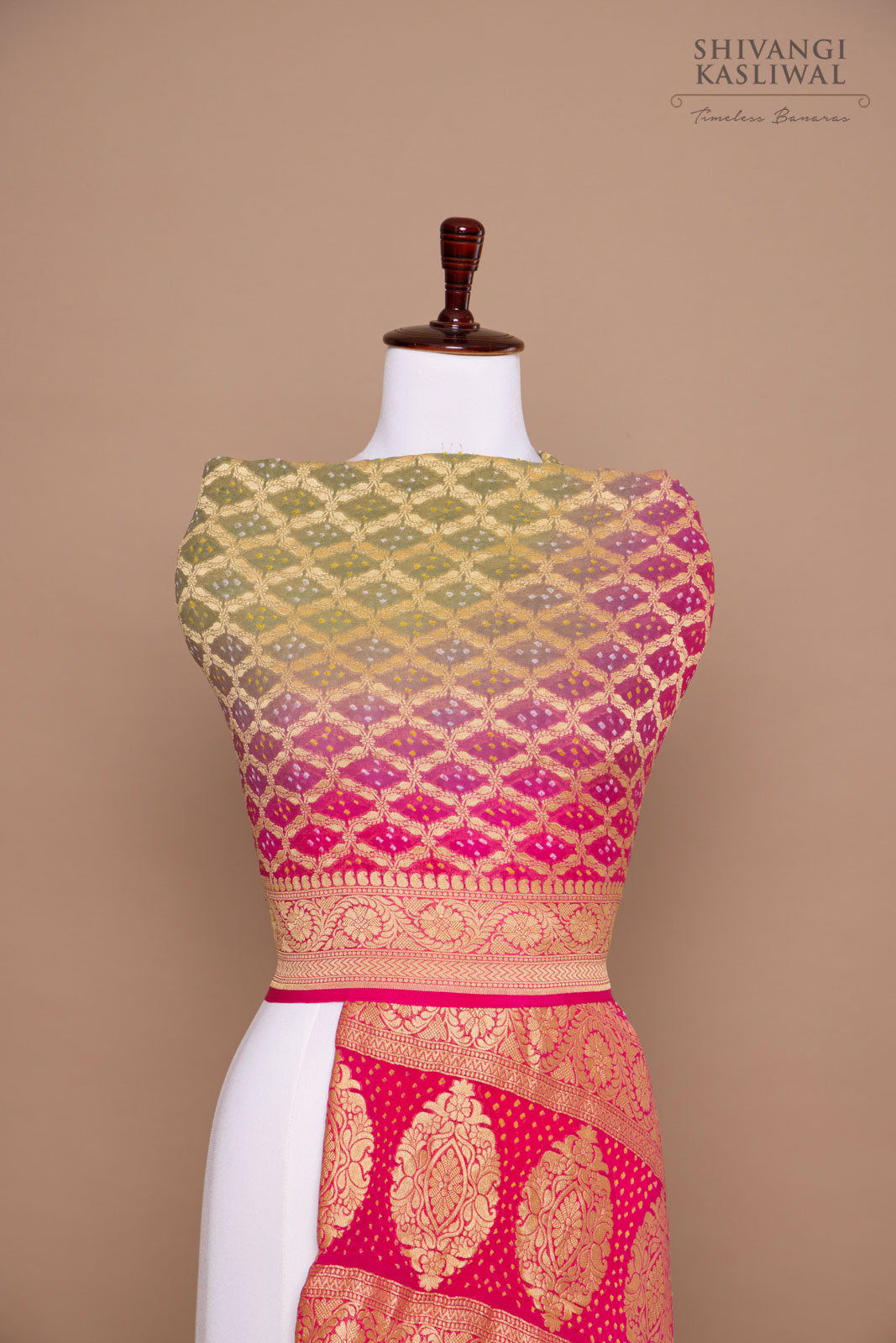 Shaded Pink Handwoven Banarasi Georgette Bandhani Dupatta