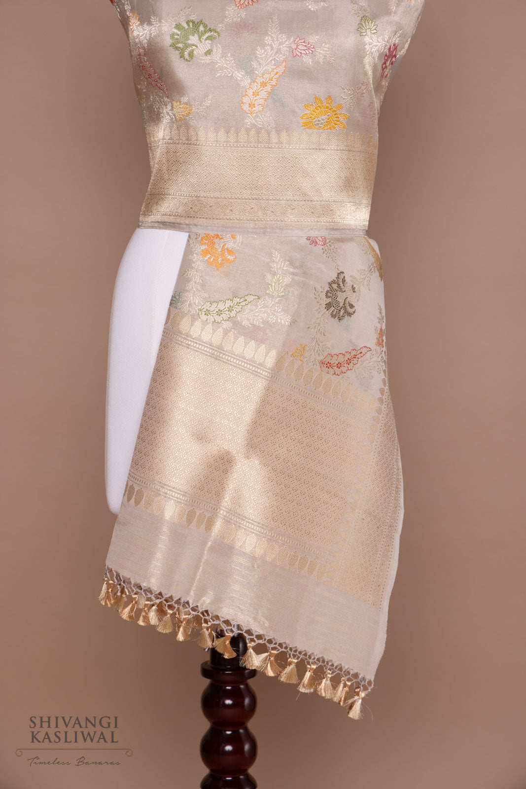 Off-White Handwoven Banarasi Kadhua Tissue Silk Dupatta