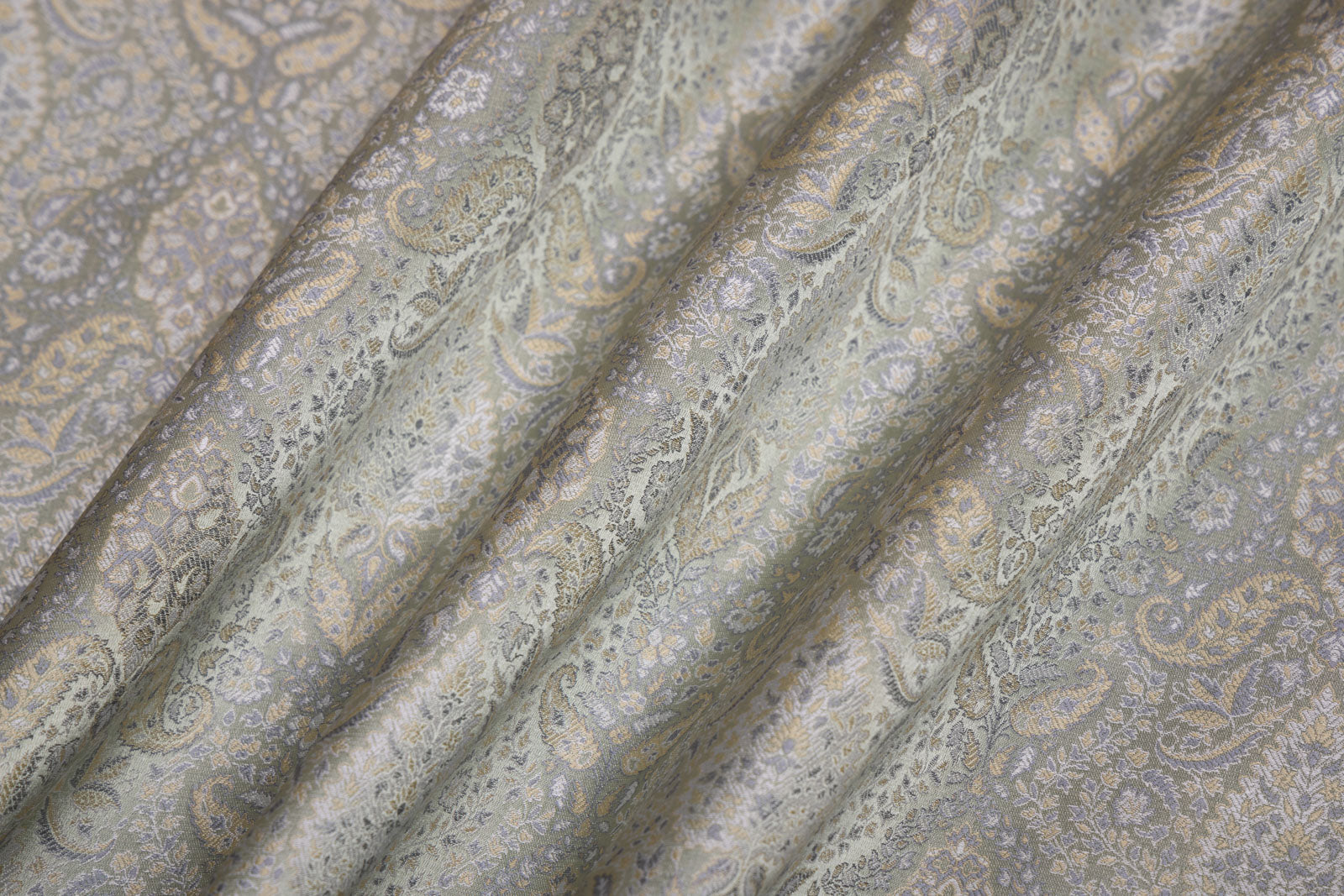 Light Pista Green Handwoven Banarasi Tanchoi Silk Fabric