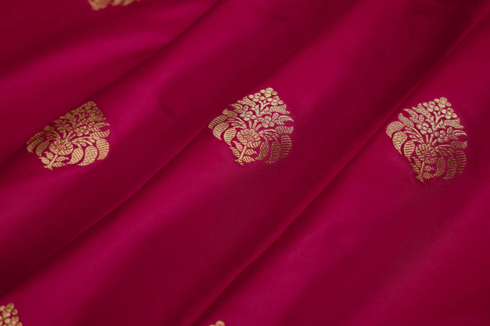 Pink Dual Tone Handwoven Banarasi Silk Fabric