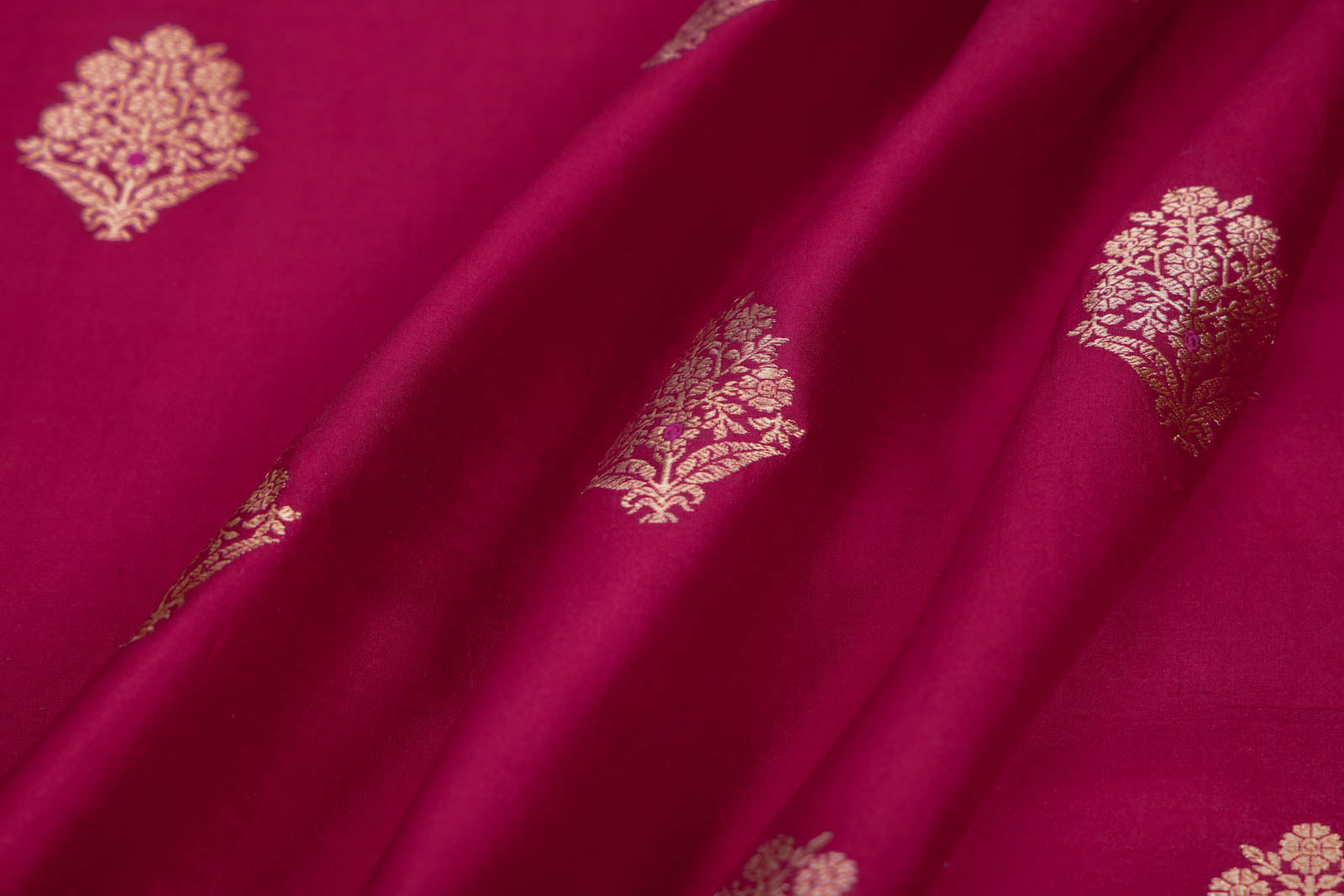 Pink Dual Tone Handwoven Banarasi Chiniya Silk Fabric