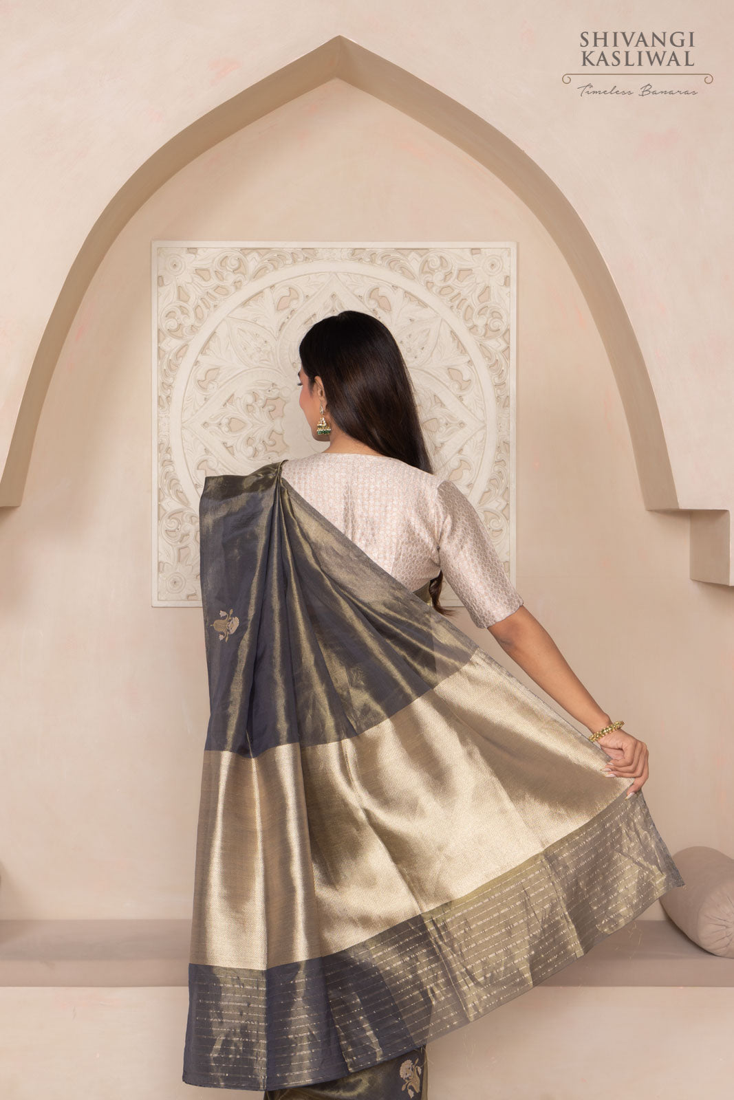 Black Handwoven Banarasi Kadhua Tissue Silk Saree