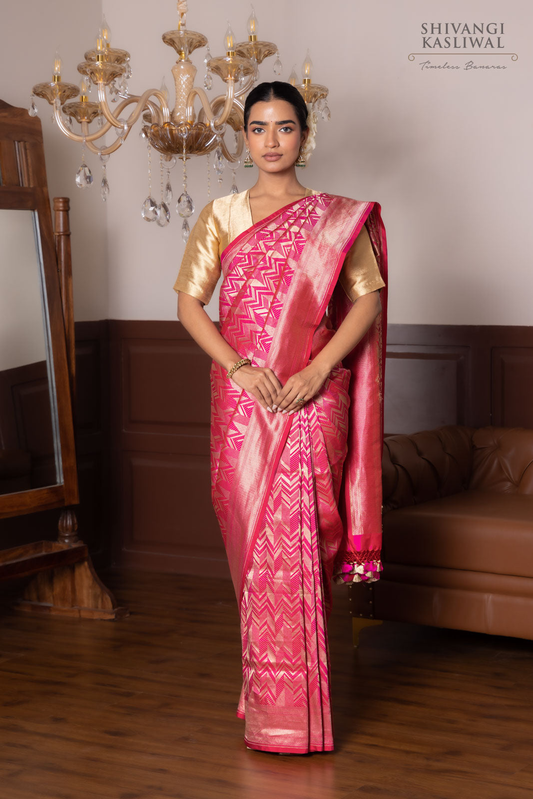 Pink Dual Tone Handwoven Banarasi Silk Saree