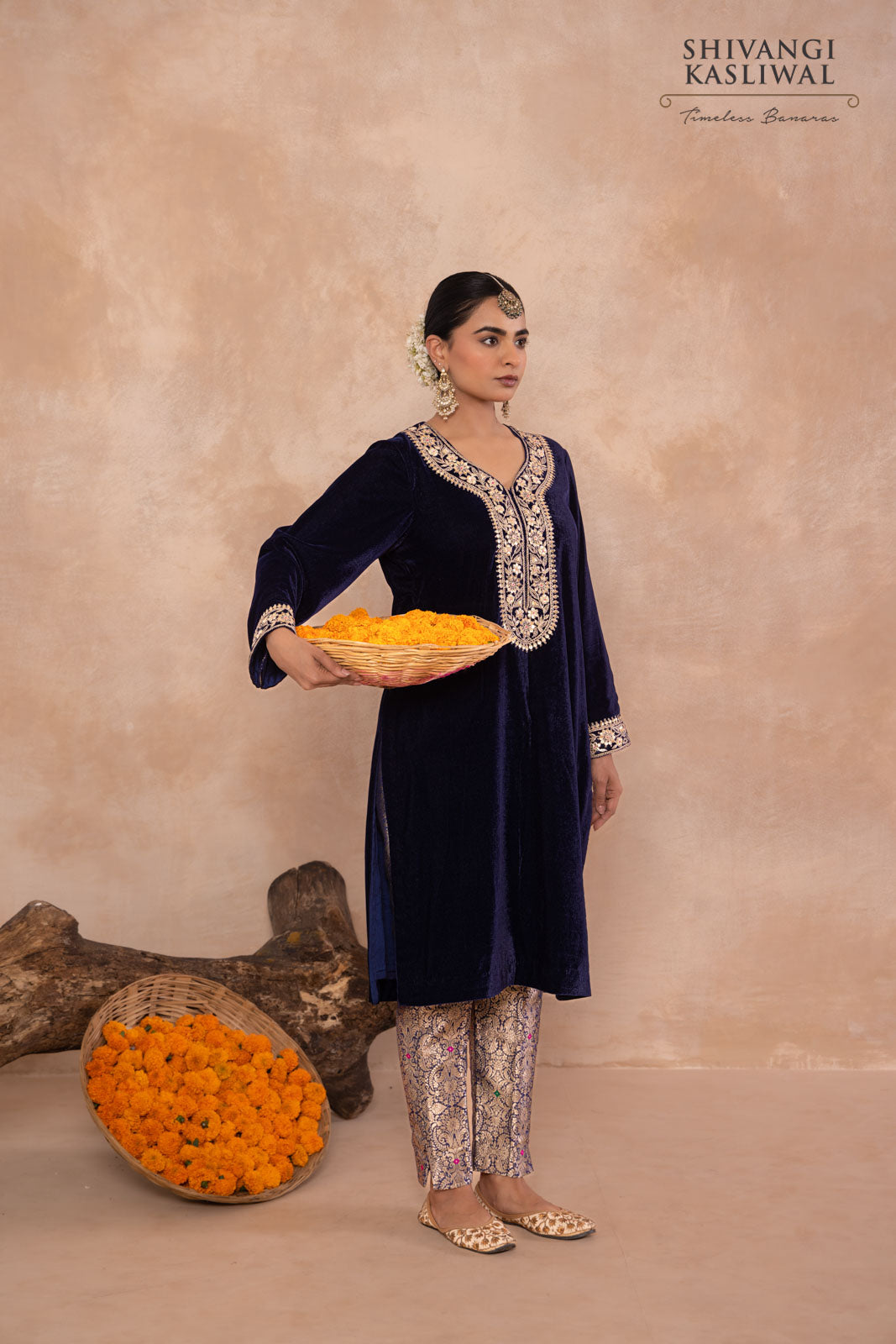 Navy Blue Velvet Kurta With Brocade Pant