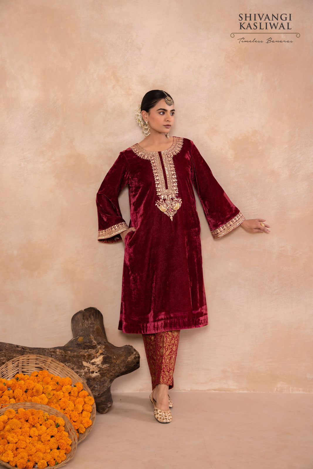 Maroon Velvet Kurta With Banarasi Brocade Pant