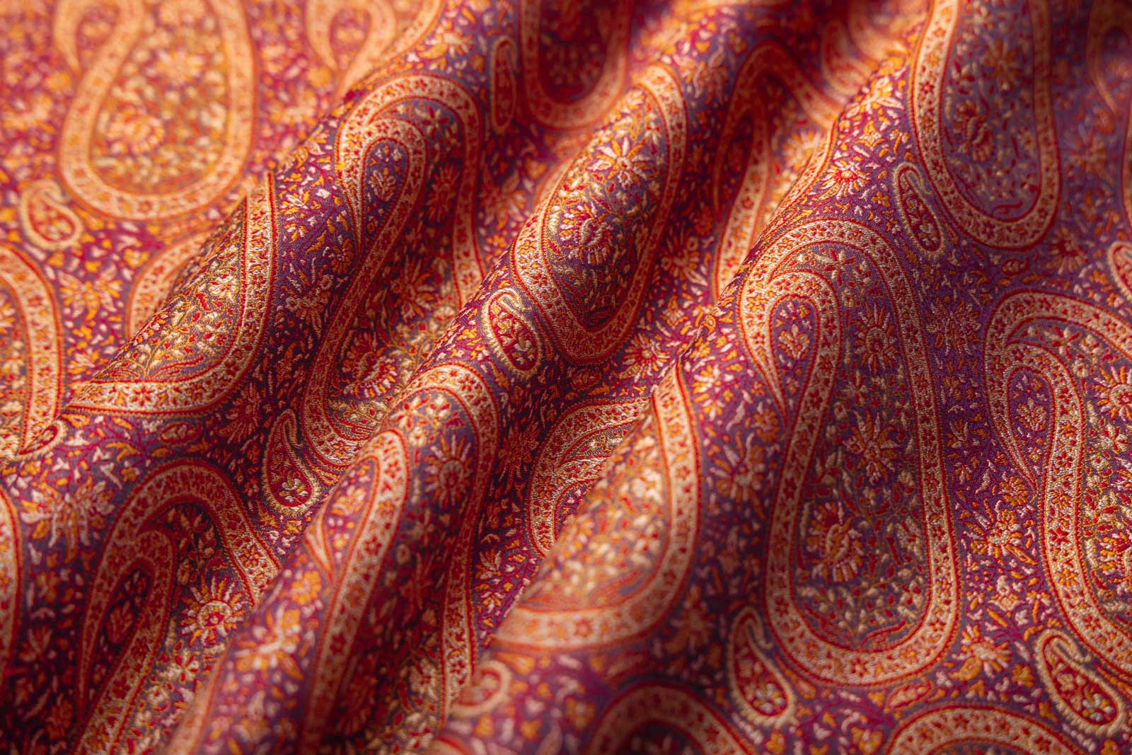 Navy Blue Handwoven Tanchoi Silk Fabric