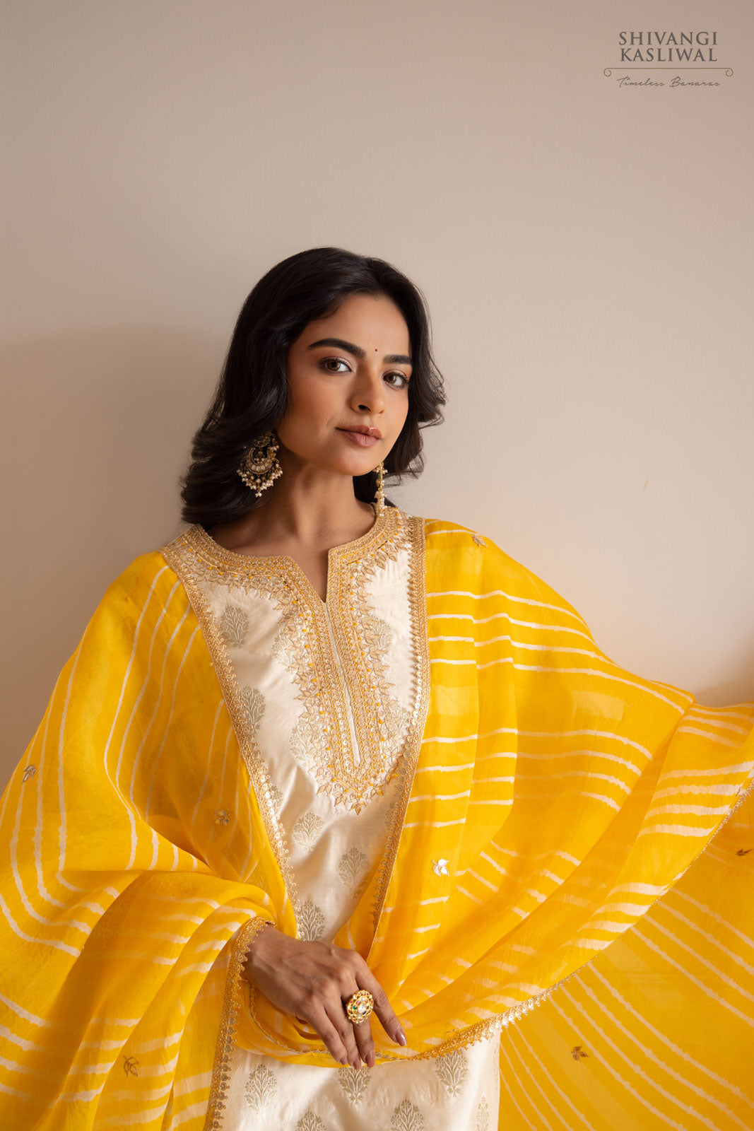 Off-White Banarasi Chiniya Silk Kurta Set