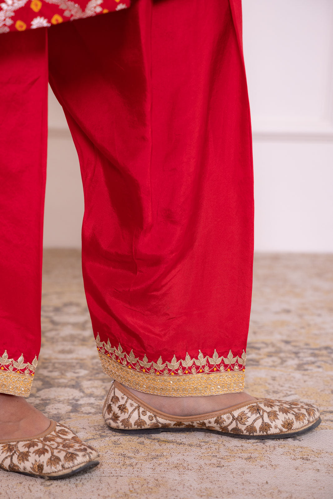 Red Banarasi Bandhej Chiniya Silk Kurta Set