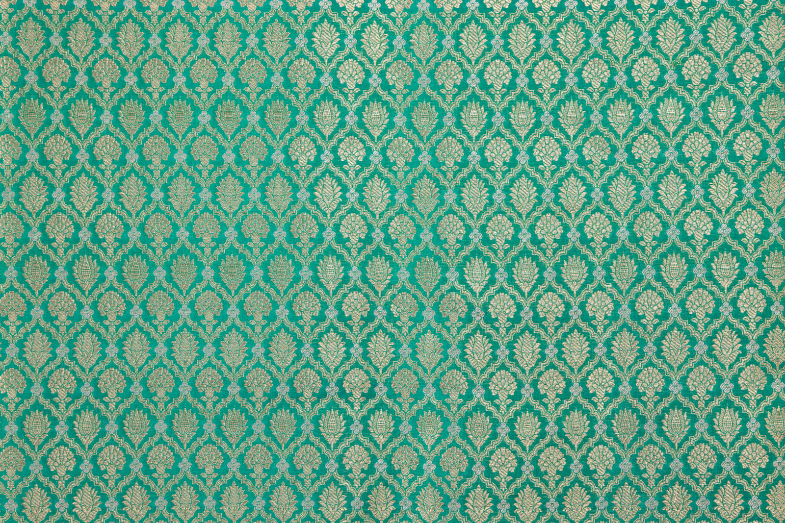 Green Dual Tone Handwoven Banarasi Brocade Fabric