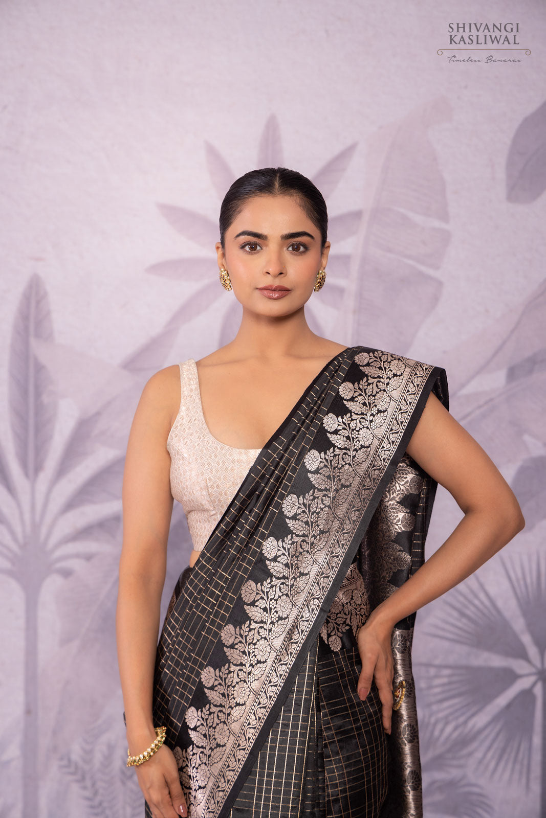 Black Handwoven Banarasi Pure Silk Saree