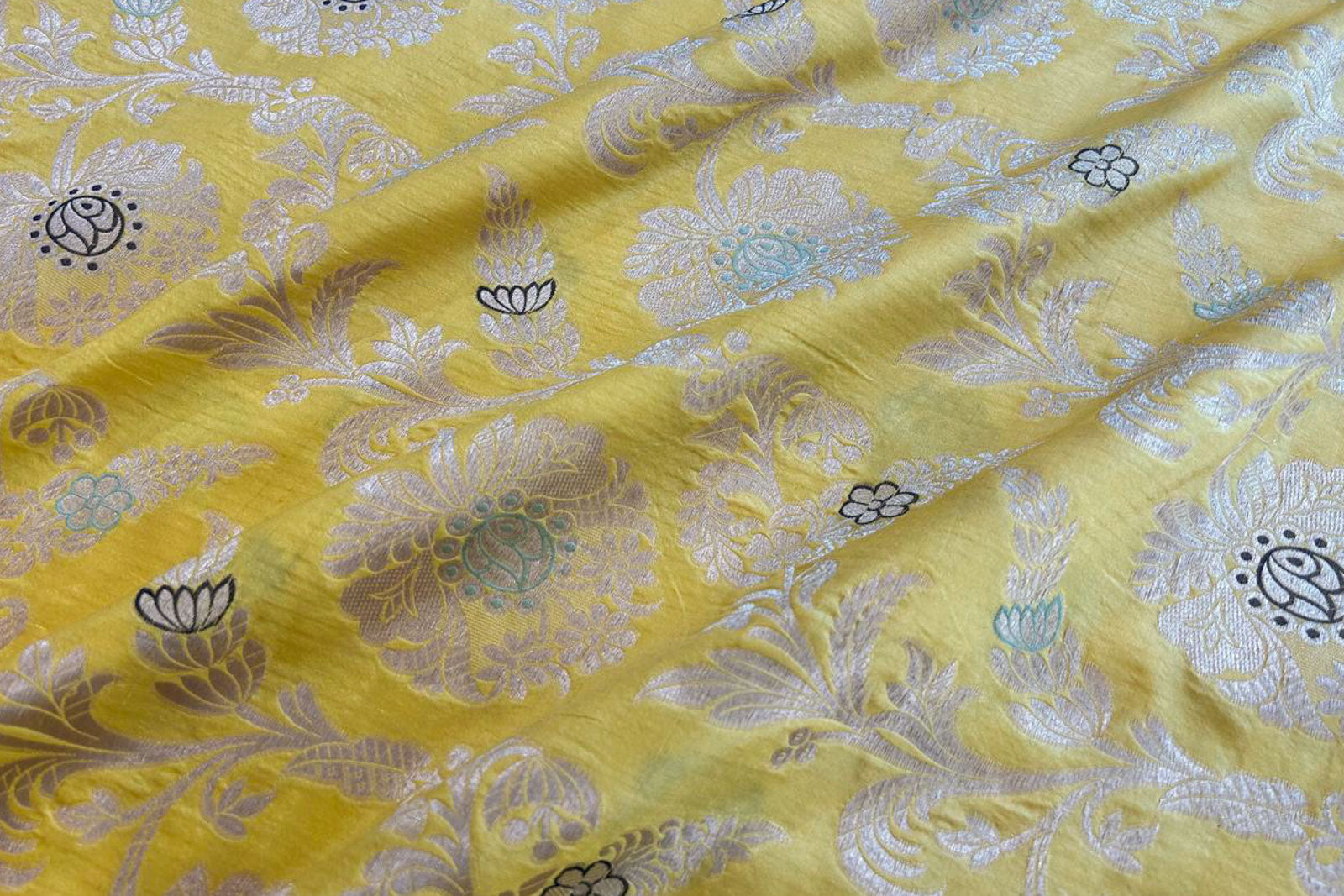 Lemon Yellow Handwoven Banarasi Silk Fabric