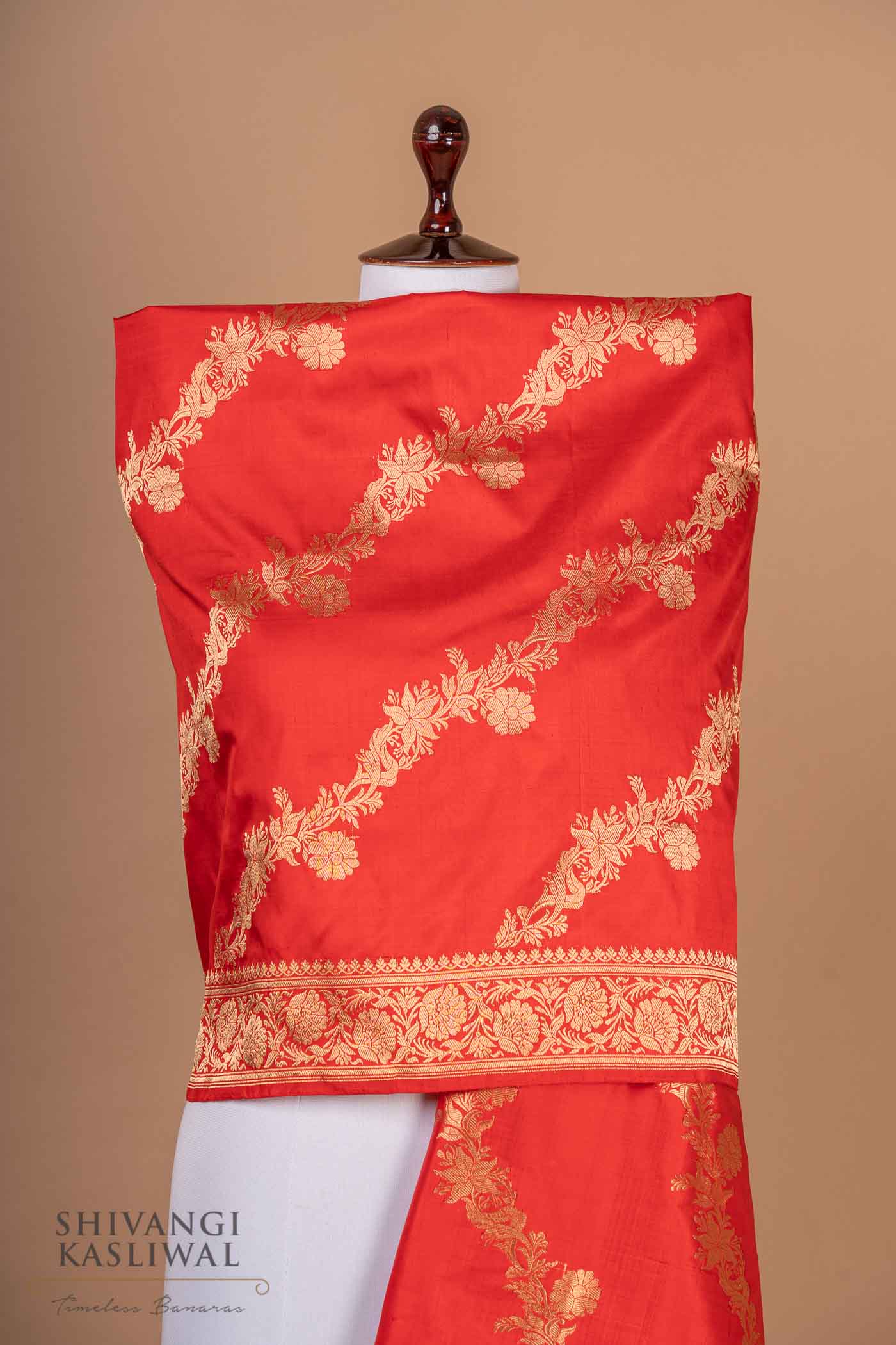 Red Handwoven Banarasi Silk Dupatta