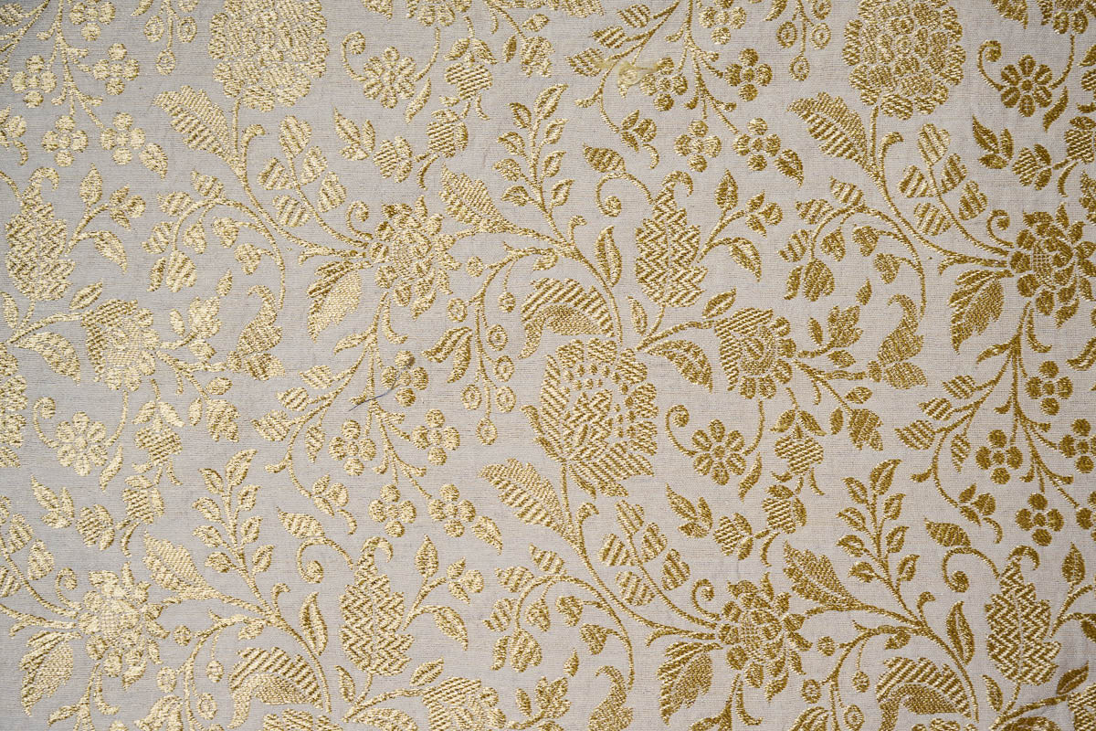 Off-White Handwoven Banarasi Moonga Silk Fabric