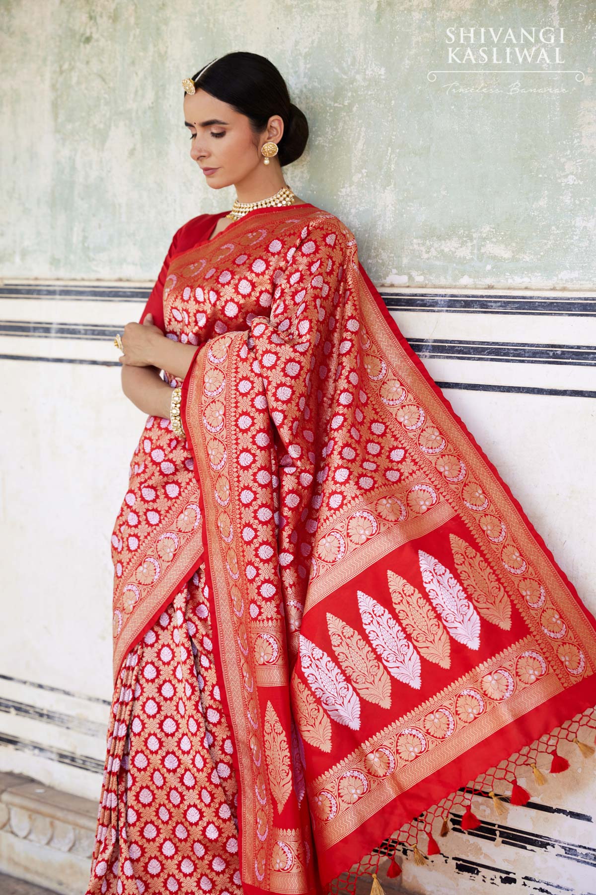 Red Pure Banarasi Khaddi Crepe Silk Saree - Aura Benaras